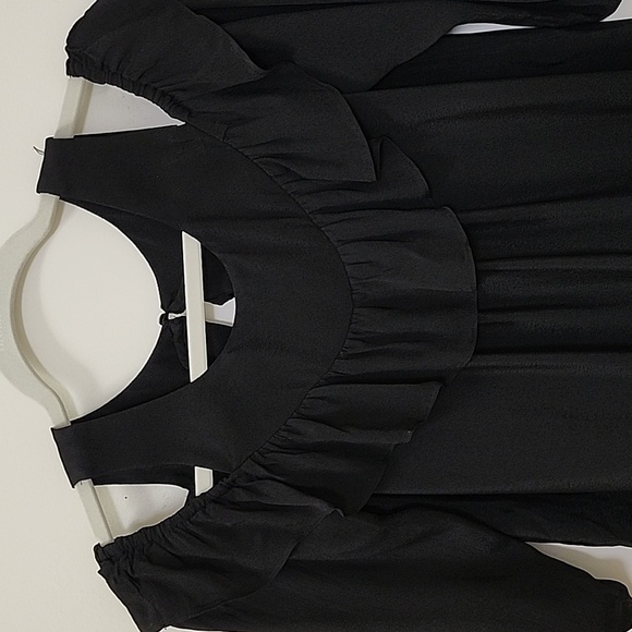 Anthro MAEVE RUFFLE COLD SHOULDER CUT OUT LIGHTWEIGHT BLACK DRESSY BLOUSE SIZE 2 - Picture 7 of 15